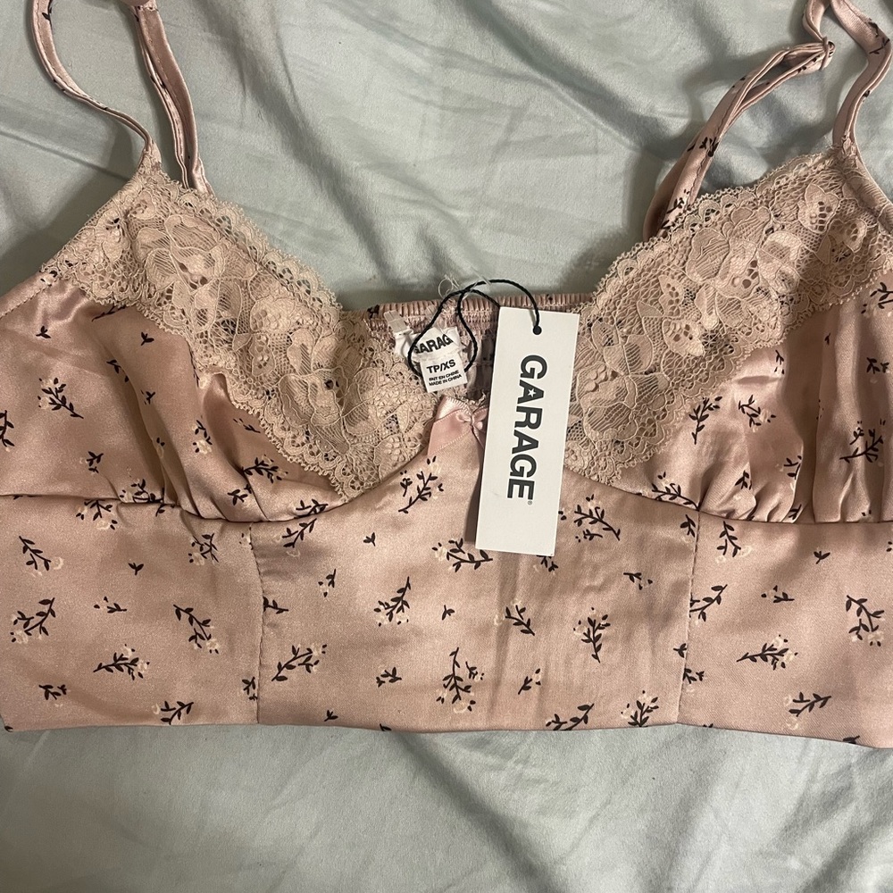 Garage crop silk top